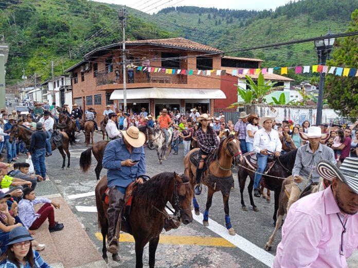 Cabalgata Zea 2022