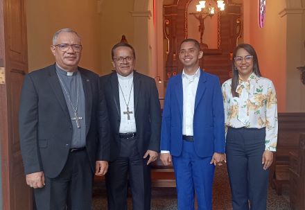 Mons Helizandro Terán- Jesús Araque