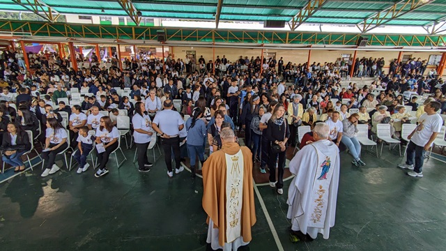 75 años colegio Saleciano