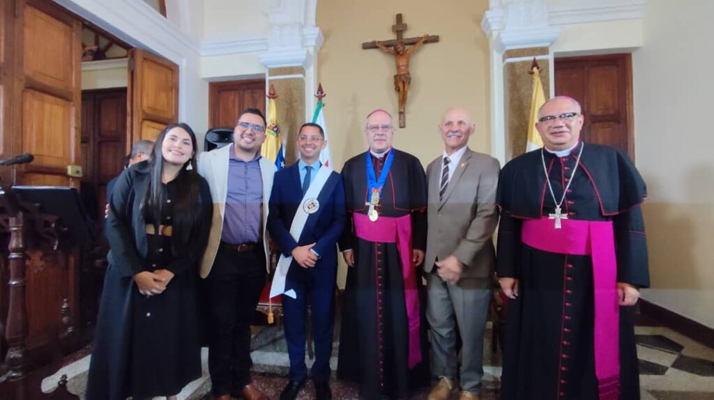 Mérida recibe la visita del Nuncio Apostólico de Su Santidad León XIV ...