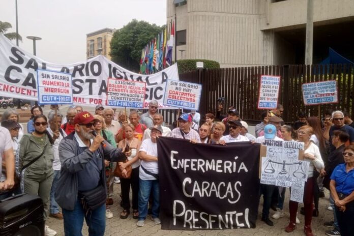 Protesta de trabajadores en el TSJ