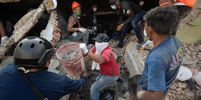 labores_rescates_laguaira_terremotos_Vzla