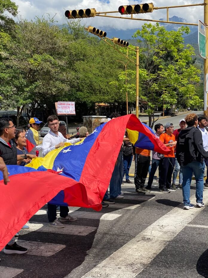 Protesta de estudiantes ULA en avda Las Américas